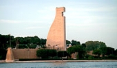 Oggi cerimonia al Monumento ai Marinai d'Italia