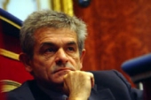 Sergio Chiamparino porta a Cosenza la sua sfida alla crisi della politica