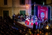 Il centro storico si colora con i gruppi folk  del raduno nazionale  Fitp “Italia e regioni”