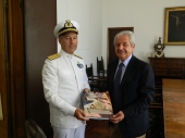 Il sindaco riceve l’Ammiraglio di Divisione  Ruzittu. Subentrato all’Ammiraglio Fumagalli