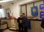 La targa della professionalità del Rotary Club a Paolo Cerrelli